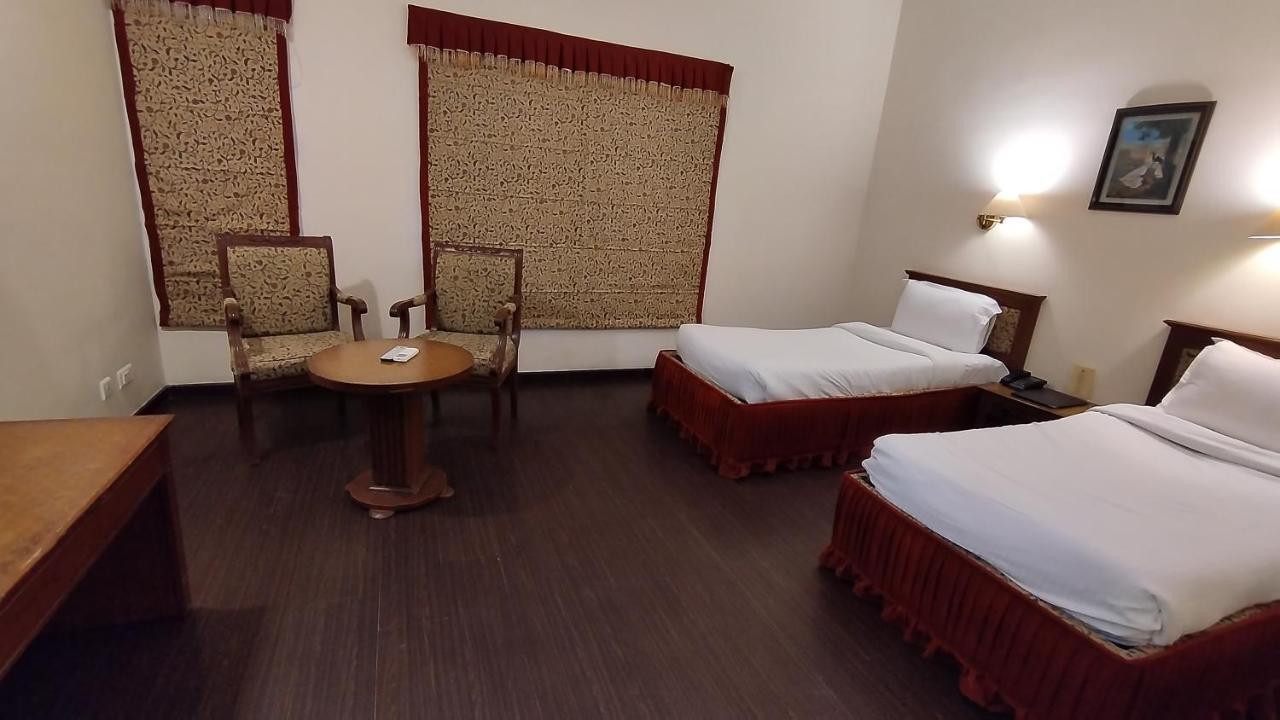 Hotel Sepal Bathinda Exterior foto